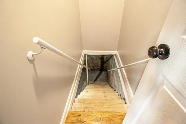 a view of entryway