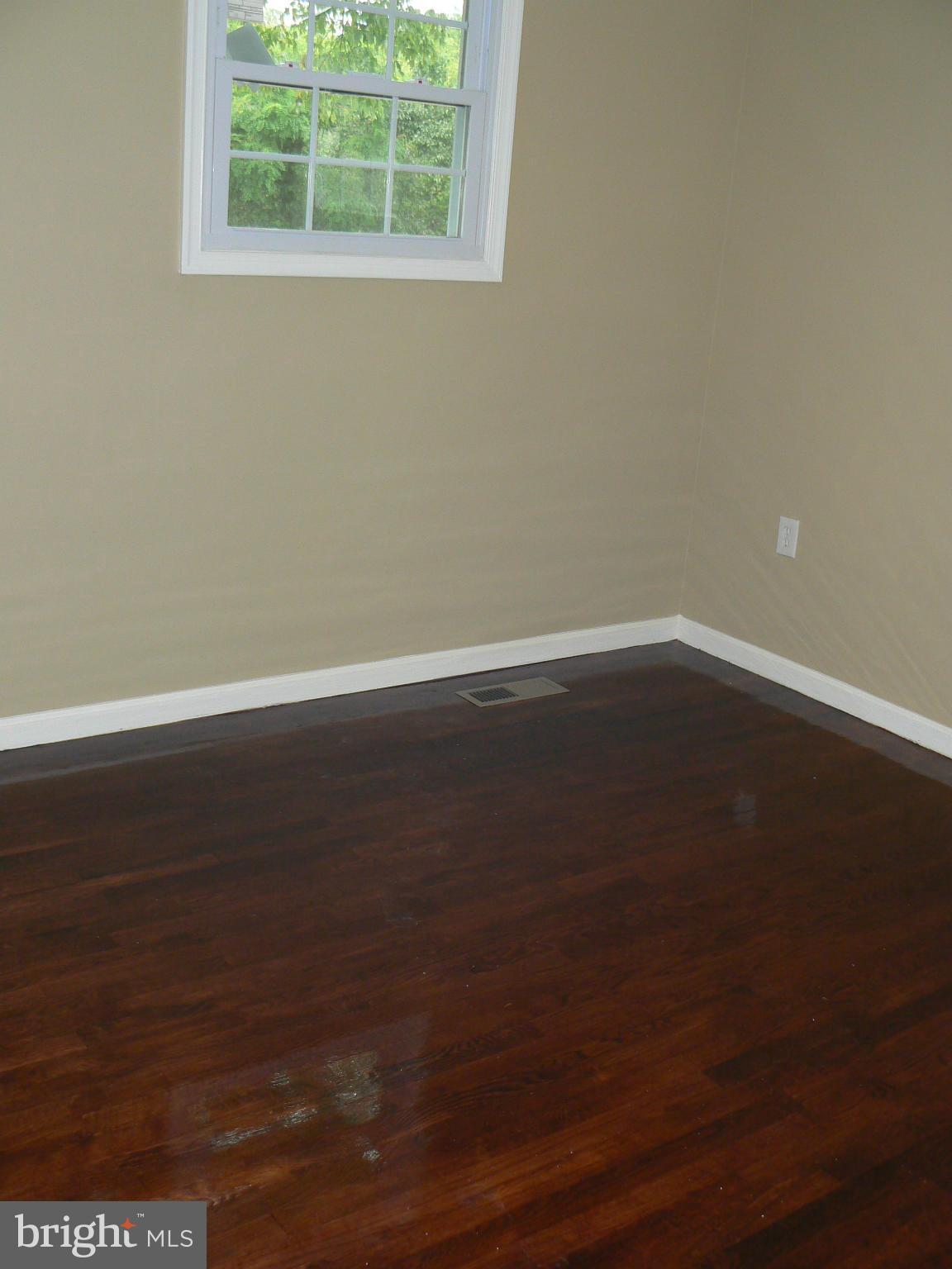 311 Brock Bridge Road Laurel, MD 20724 - Photo 18 of 30 Bedroom