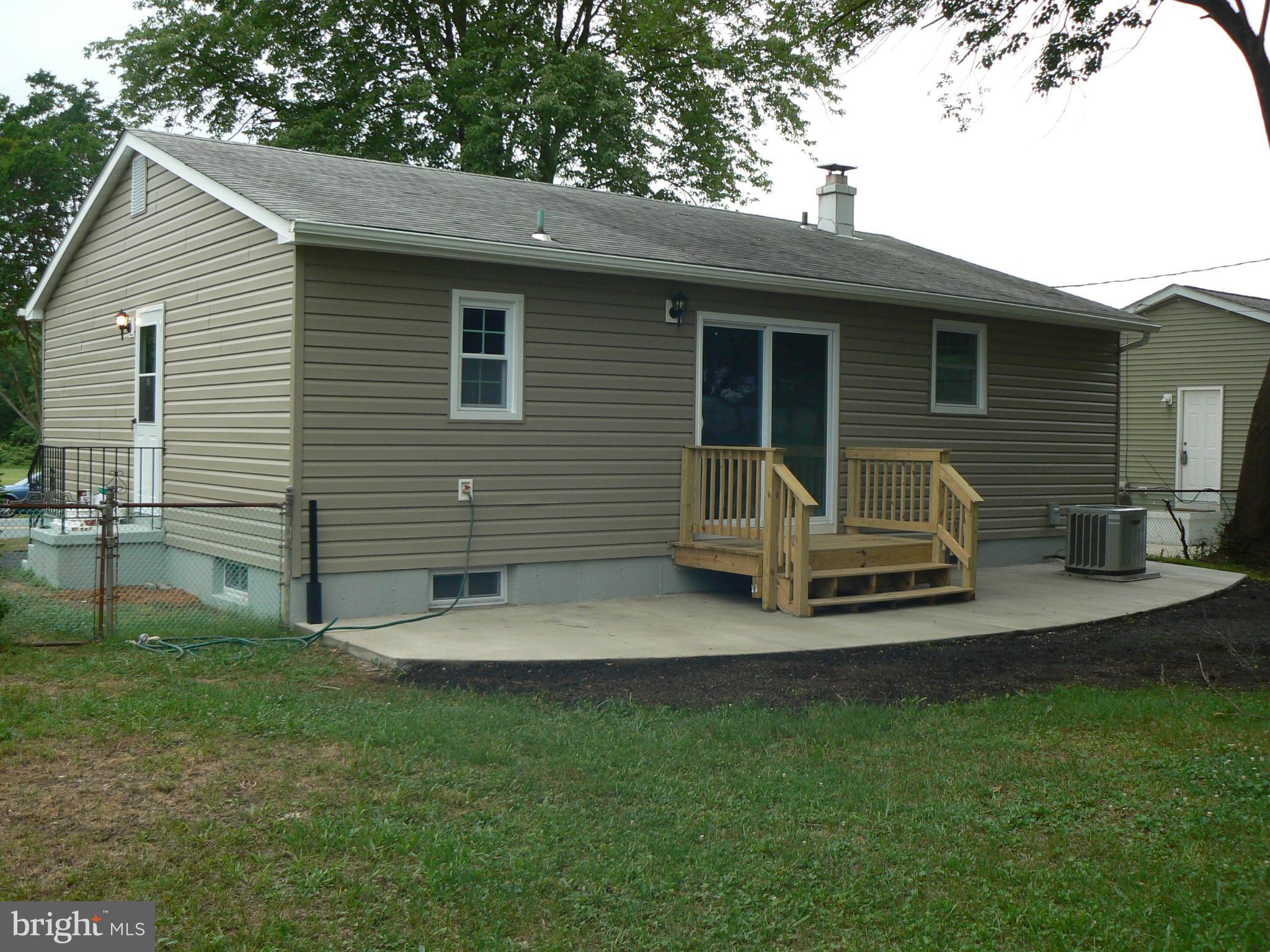 311 Brock Bridge Road Laurel, MD 20724 - Photo 4 of 30 Exterior (Rear)