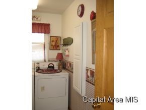 12 Spring Street Riverton, IL 62561 - Photo 20 of 24 Gallery Image 20