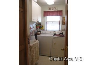 12 Spring Street Riverton, IL 62561 - Photo 10 of 24 Gallery Image 10