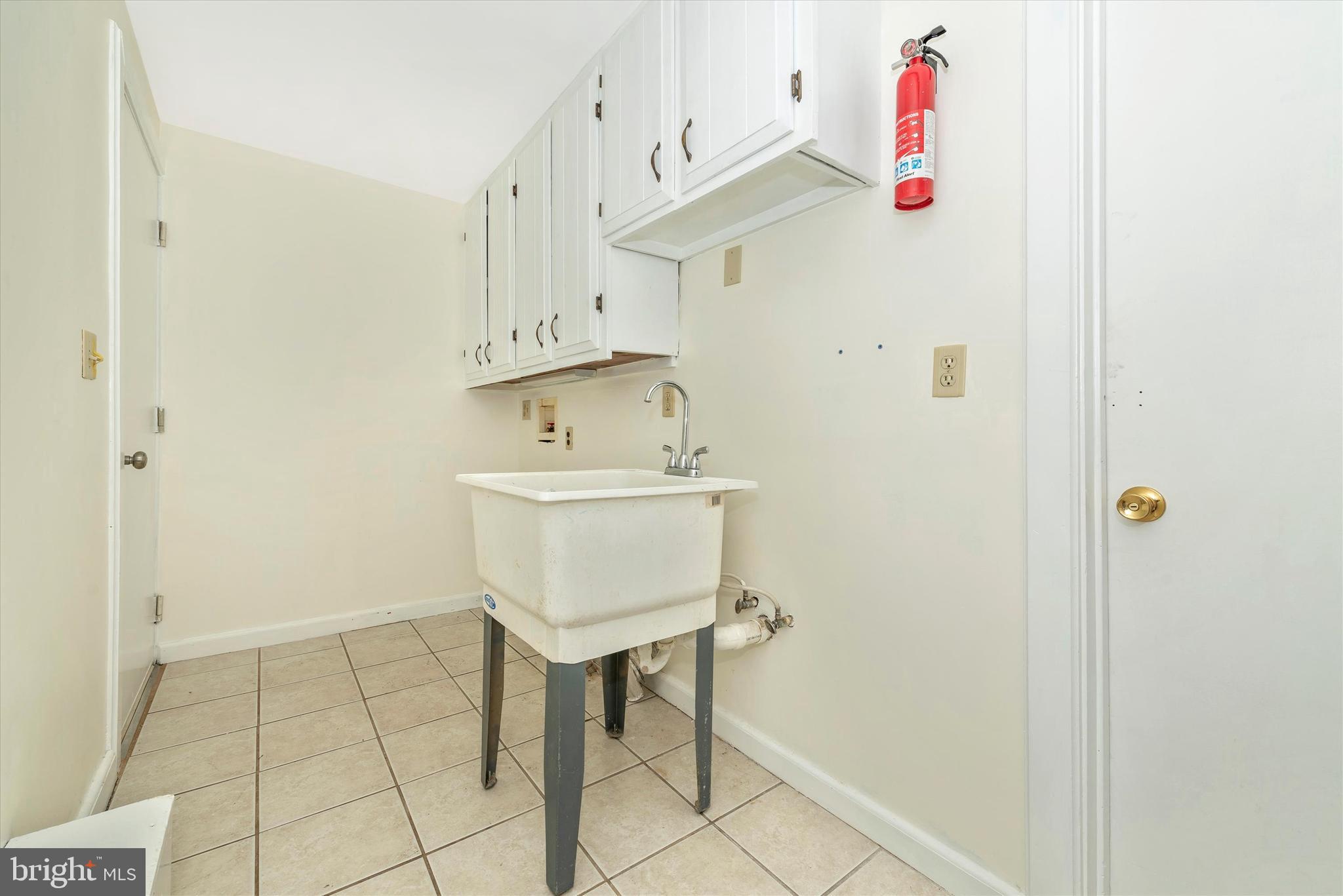 4937 Elmer Derr Road Frederick, MD 21703 - Photo 39 of 61 Lower Level Laundry