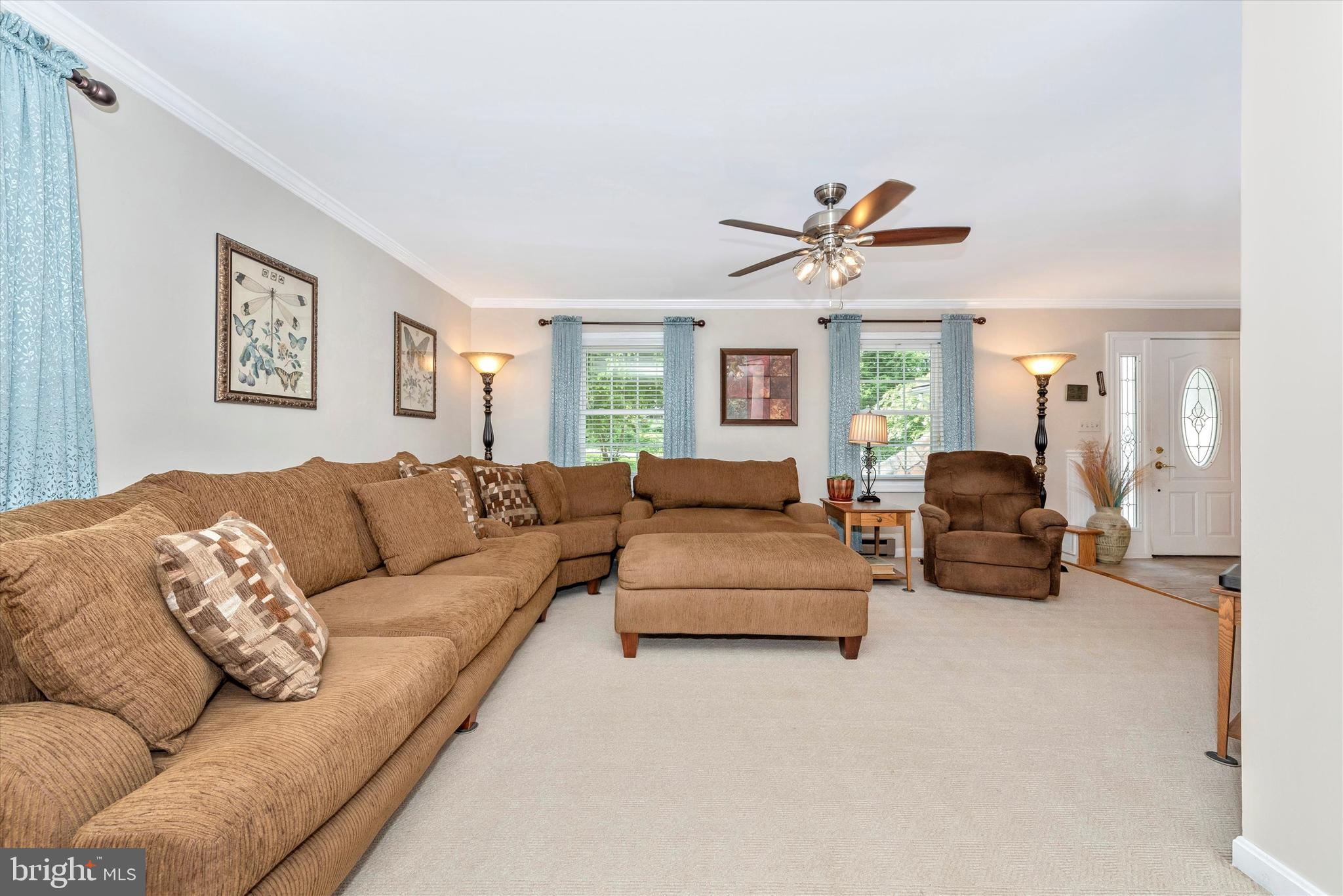 4937 Elmer Derr Road Frederick, MD 21703 - Photo 8 of 61 Living Room