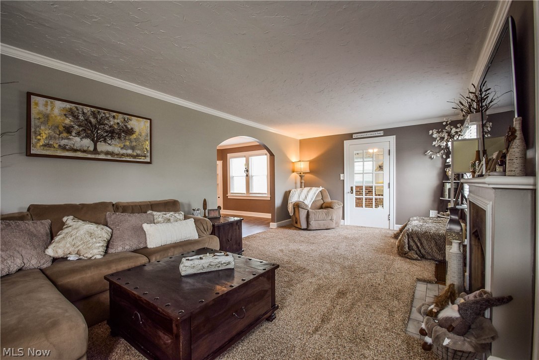 6482 Kerneywood Road Parma, OH 44129 - Photo 5 of 13