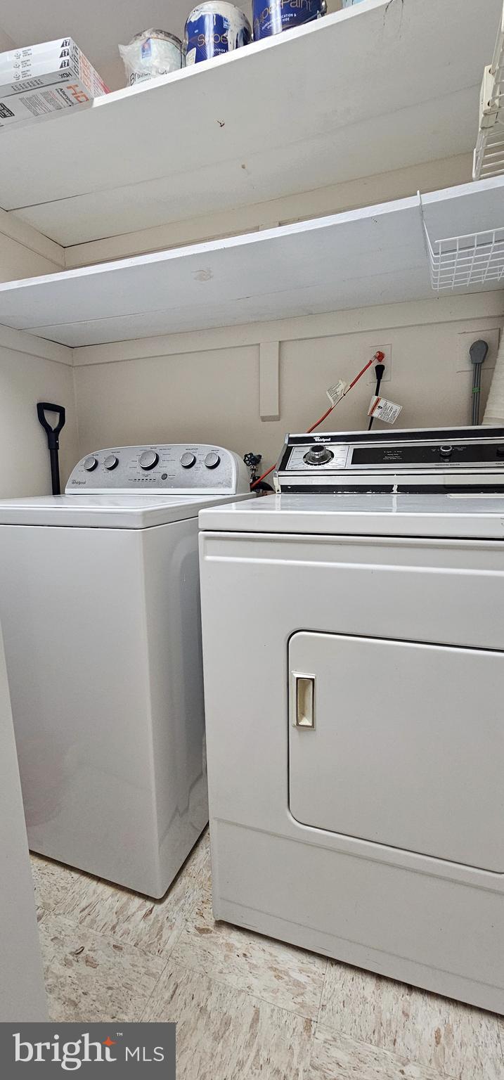 6350 Red Cedar Place, Unit 211 Baltimore, MD 21209 - Photo 19 of 23