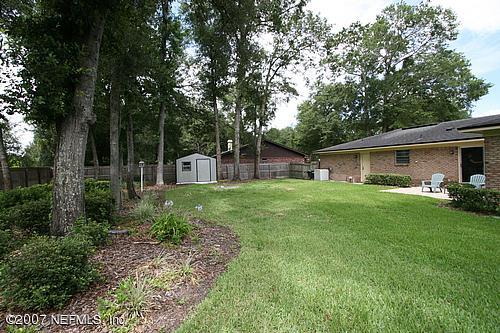 9060 Latimer Road West Jacksonville, FL 32257 - Photo 10 of 10 Backyard