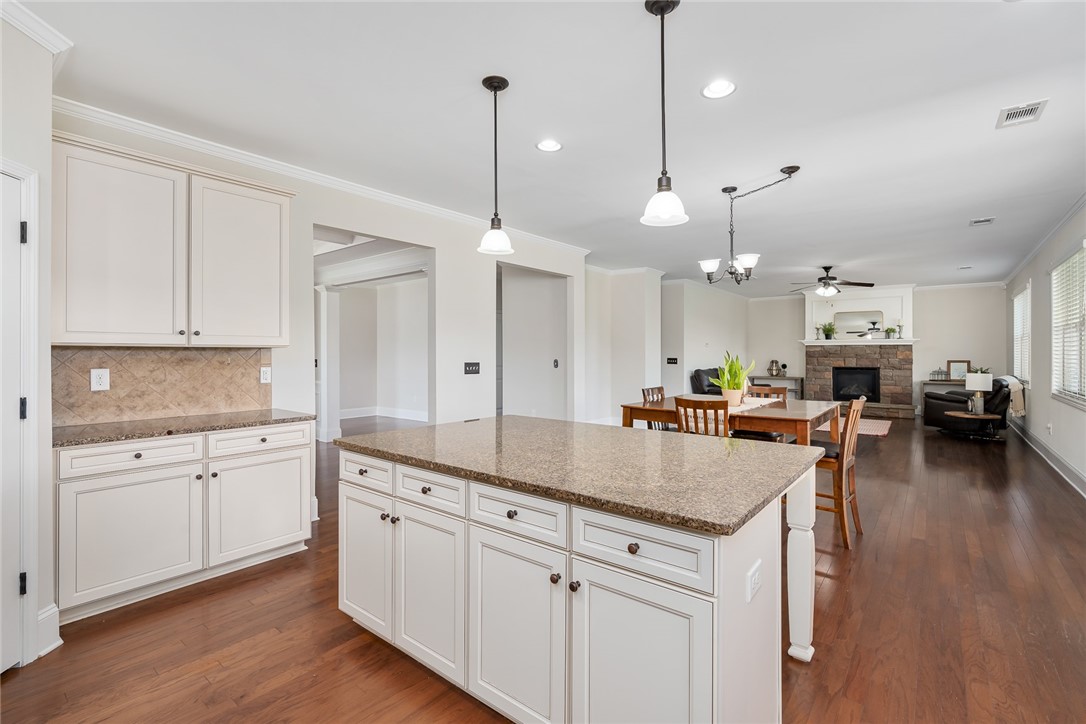 102 Rolling Meadows Court Anderson, SC 29621 - Photo 12 of 44 Gallery Image 12