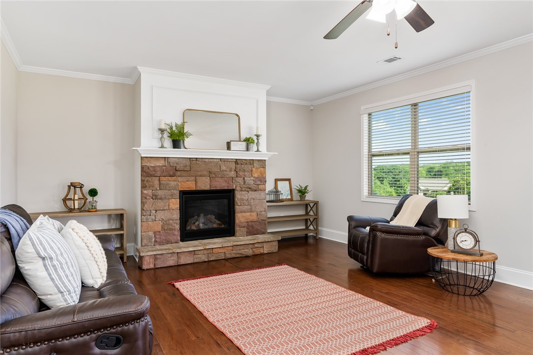 102 Rolling Meadows Court Anderson, SC 29621 - Photo 13 of 44 Gallery Image 13