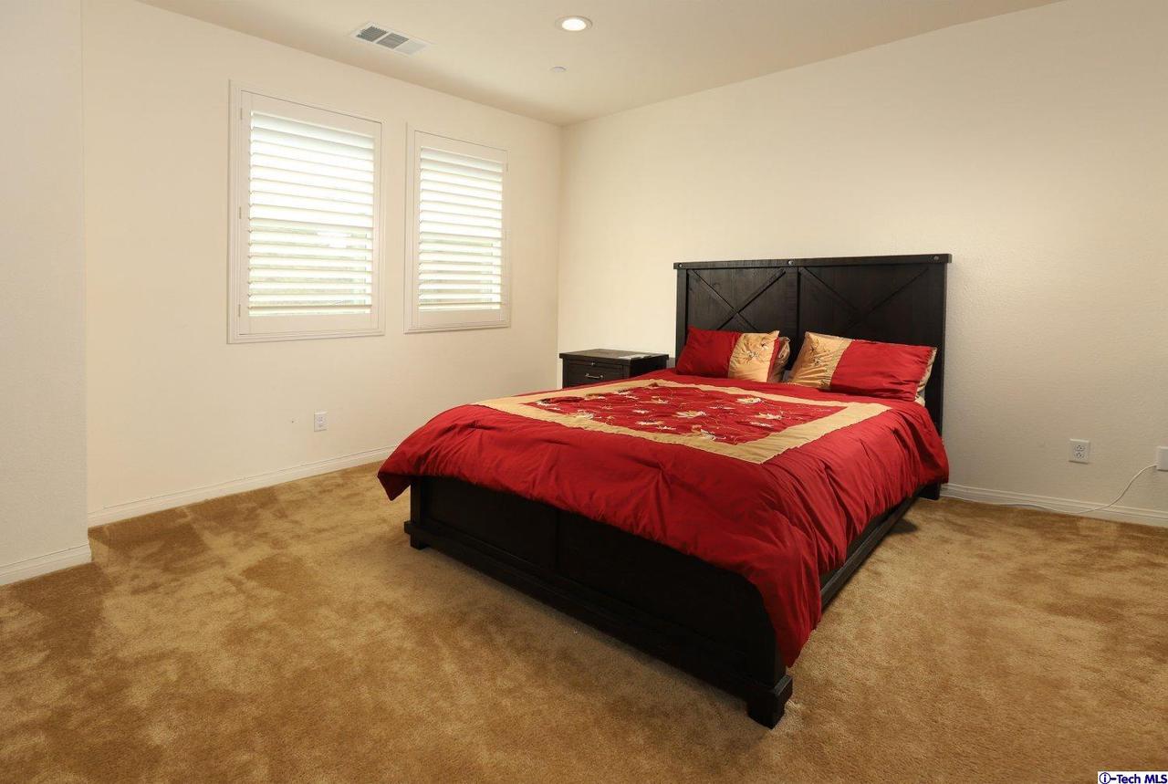 2491 Blossom Ridge Court, Unit 2 Simi Valley, CA 93063 - Photo 15 of 30 Gallery Image 15