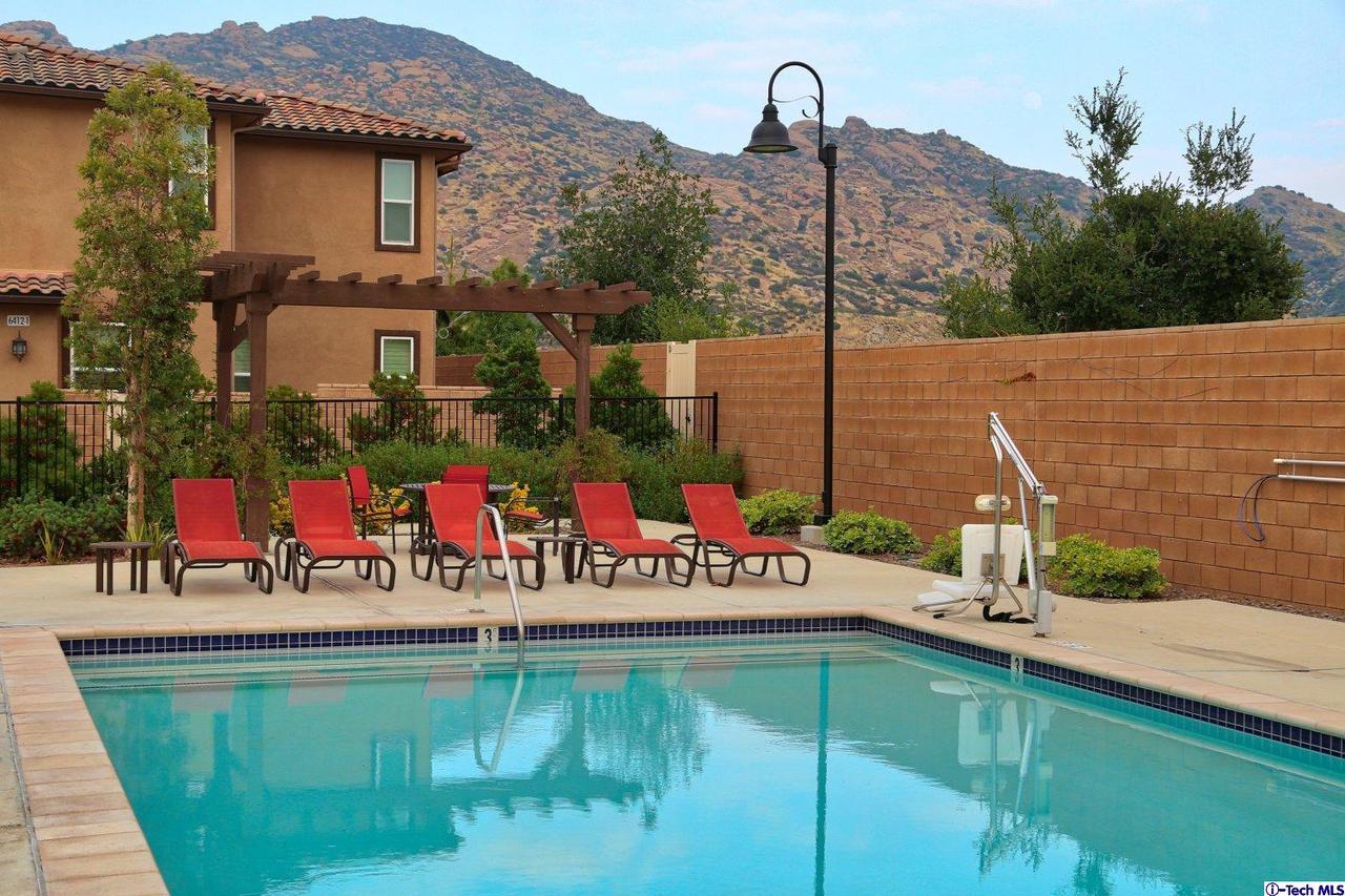 2491 Blossom Ridge Court, Unit 2 Simi Valley, CA 93063 - Photo 25 of 30 Gallery Image 25