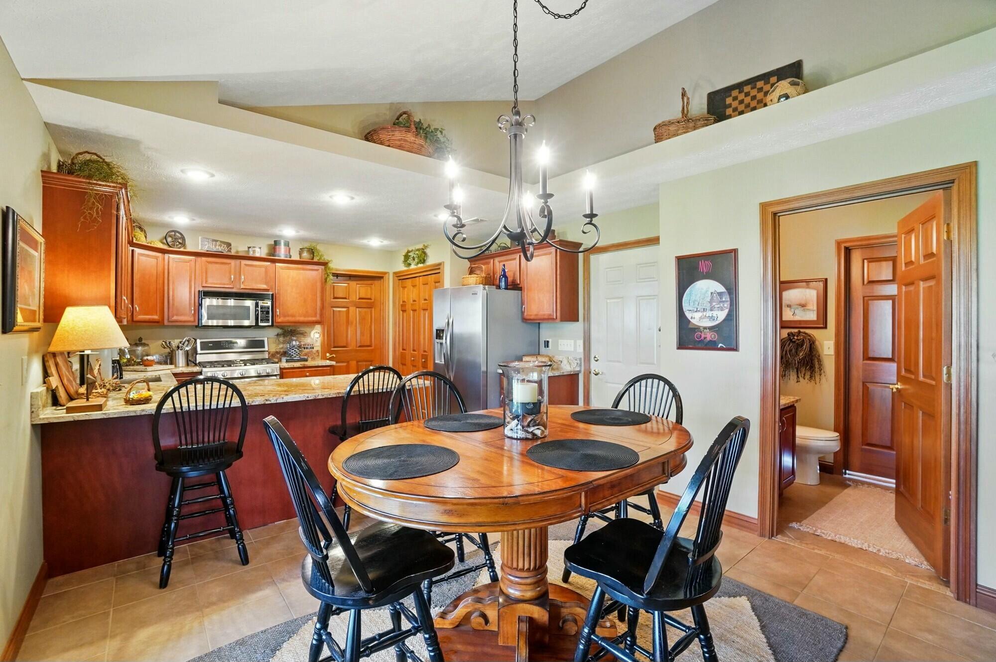 1844 Conrad Court, Unit 20 Springfield, OH 45502 - Photo 7 of 46