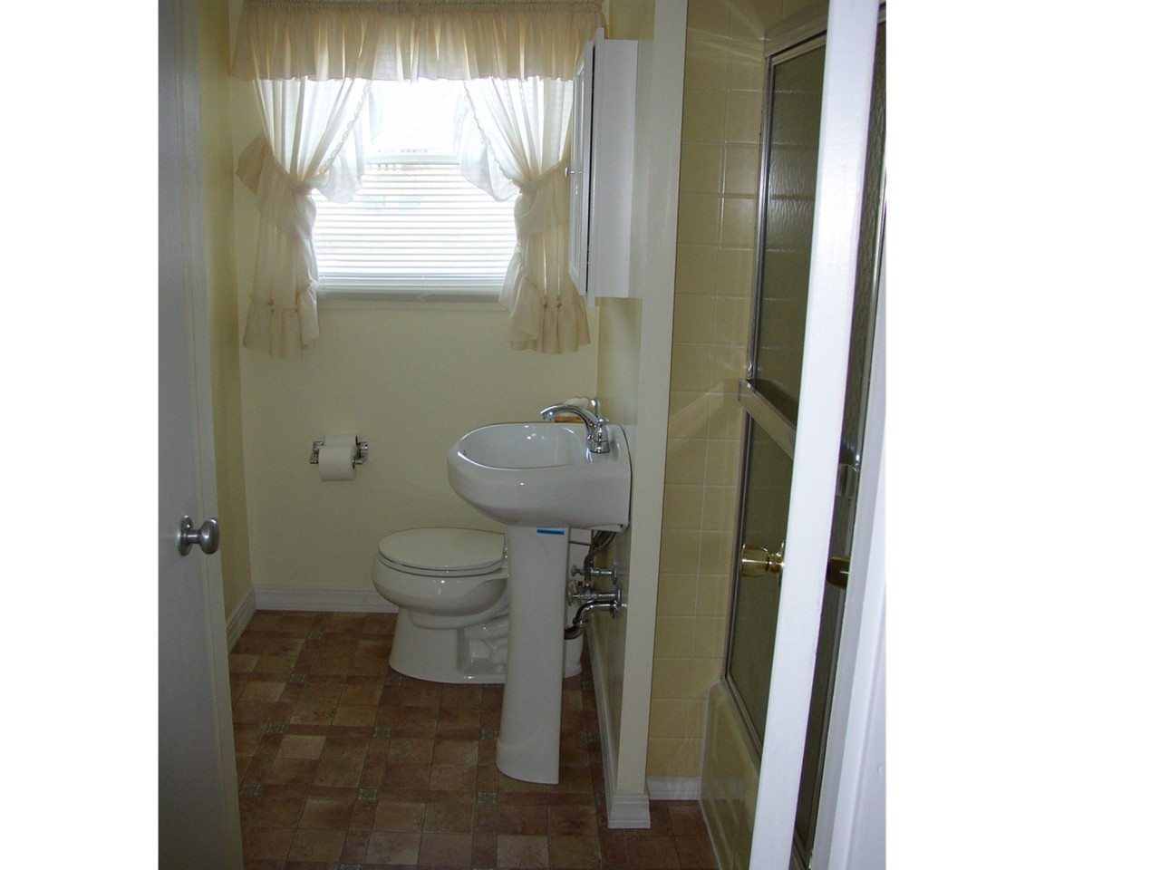 75 Bushey Road Pittsfield, MA 01201 - Photo 9 of 9 updates to bath