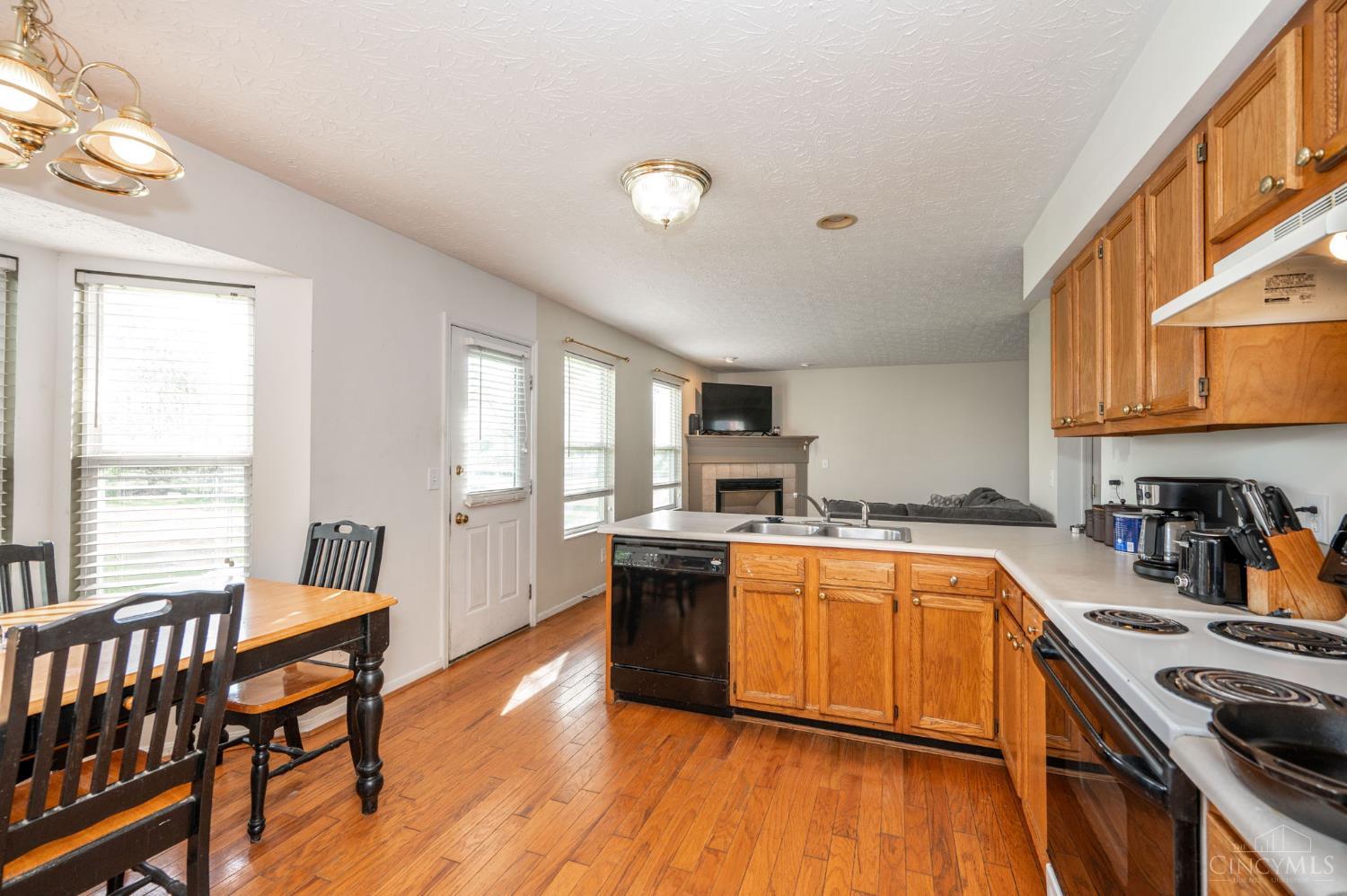 910 Hamlin Drive Maineville, OH 45039 - Photo 17 of 49