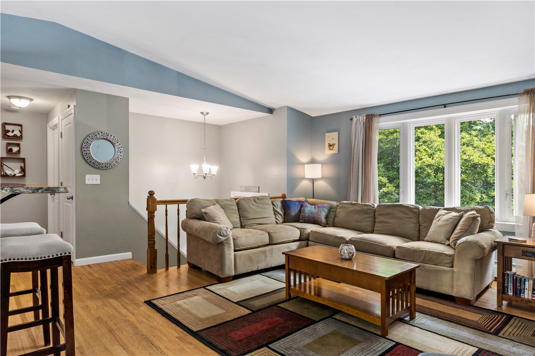 66 Tupelo Trail Narragansett, RI 02882 - Photo 5 of 40