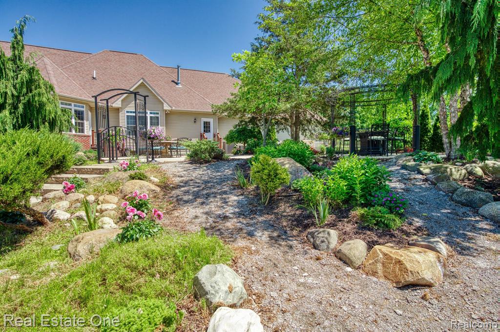 2482 South Latson Road Howell, MI 48843 - Photo 75 of 87