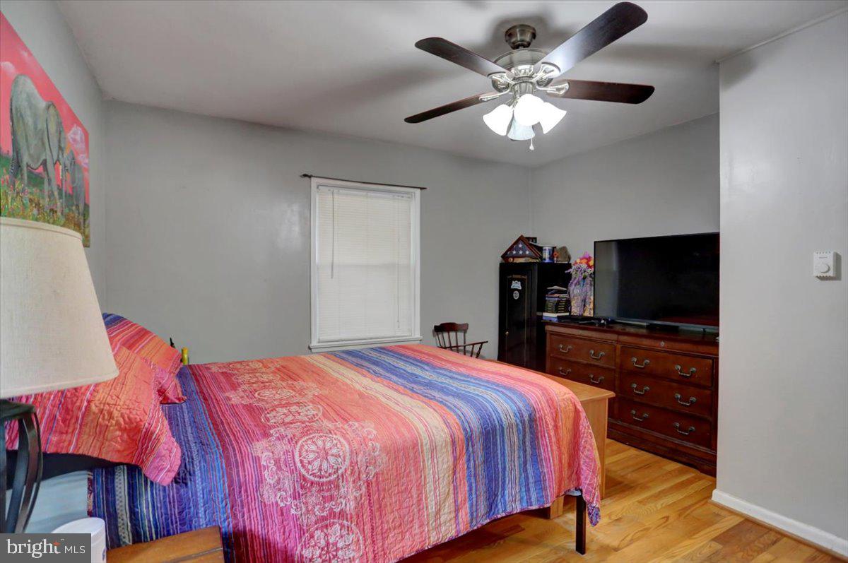 11309 Greenberry Road Hagerstown, MD 21740 - Photo 16 of 27 Gallery Image 16