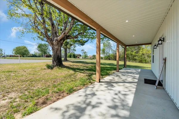 $330,000 | 2152 Old Well Road, Morrison, TN 37357