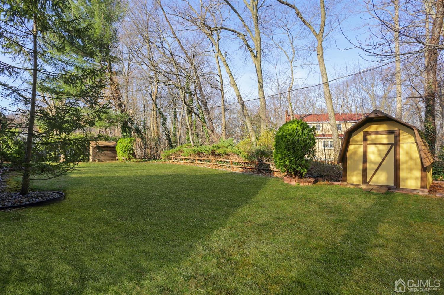 75 Lakeridge Drive Old Bridge, NJ 07747 - Photo 23 of 26 a view of garden