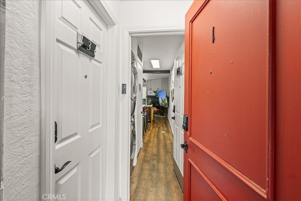 760 Bluejay Road, Unit 1 Big Bear Lake, CA 92315 - Photo 5 of 29 a view of a hallway with a small space