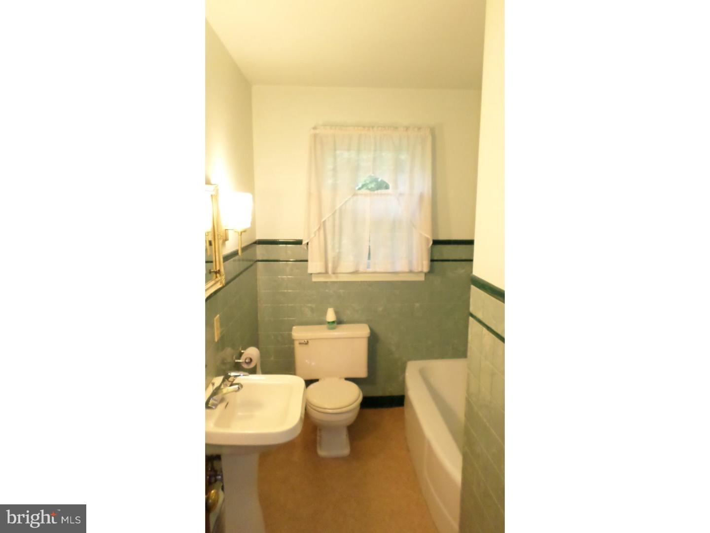 233 Jefferson Road Adamstown, PA 17569 - Photo 11 of 23 Gallery Image 11