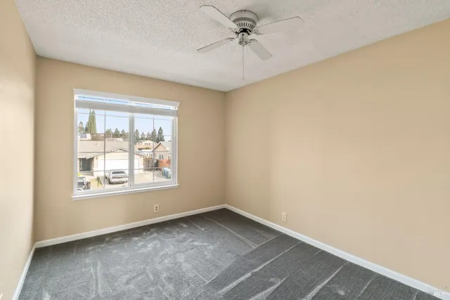 $599,000 | 160 Bristol Drive, Vacaville, CA 95687