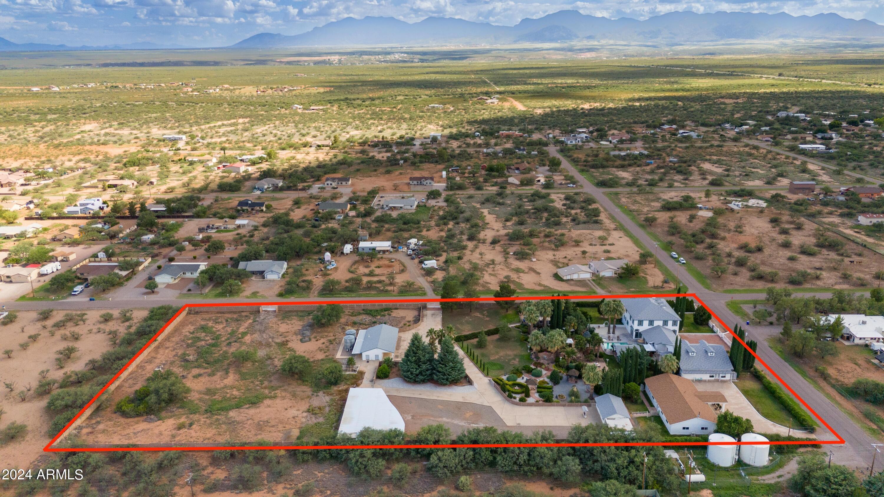 2204 North Maple Avenue Huachuca City, AZ 85616 - Photo 3 of 65 a view of a city with an ocean