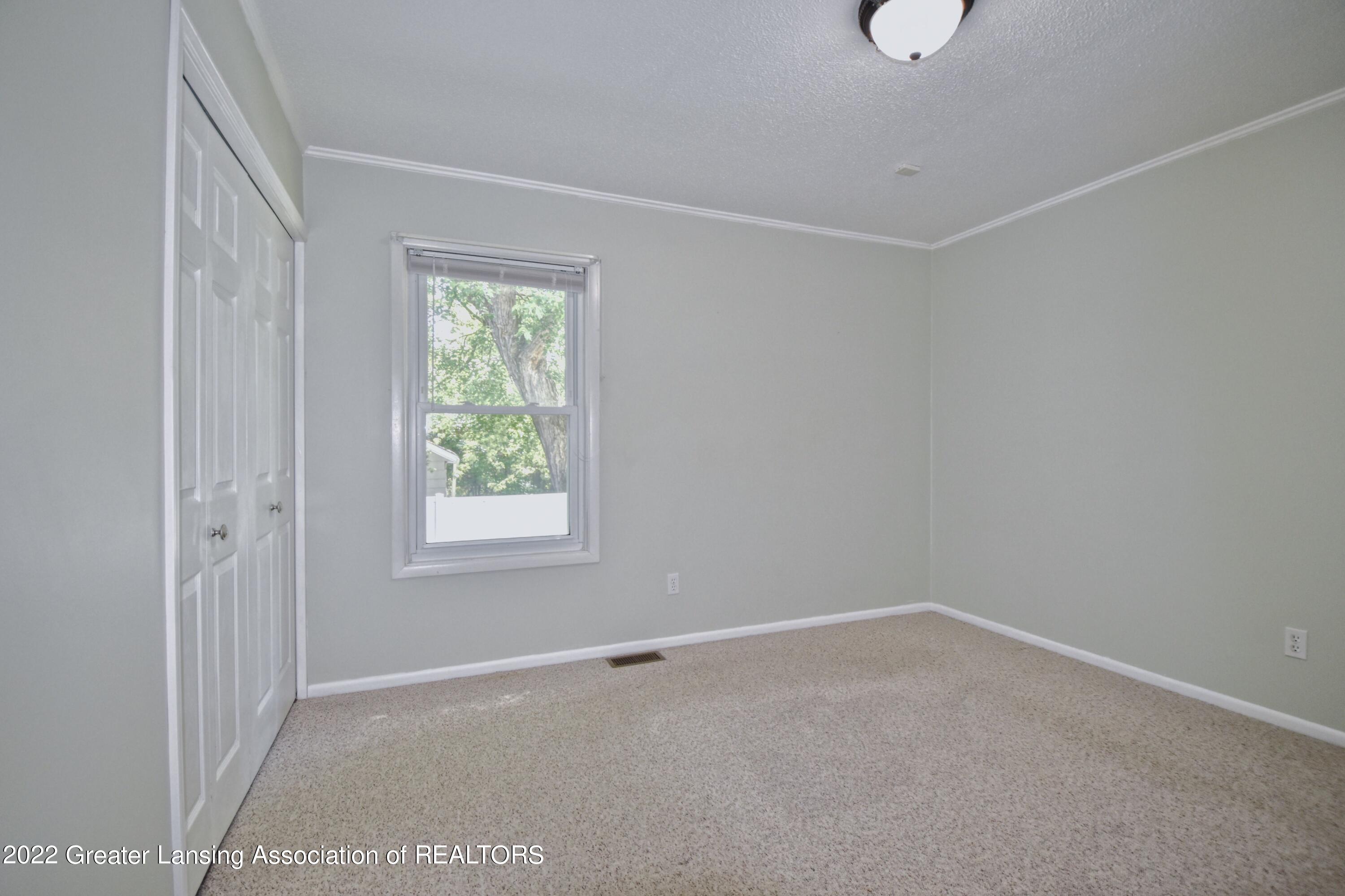 1911 West Miller Road Lansing, MI 48911 - Photo 13 of 34 22