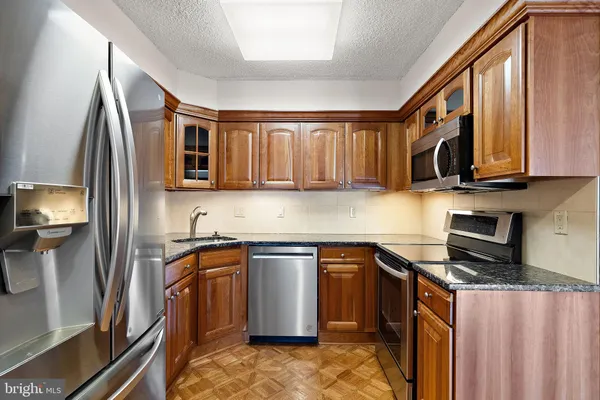$315,500 | 1704 North Park Drive, Unit 205, Wilmington, DE 19806