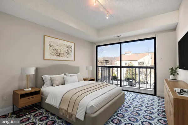 $315,500 | 1704 North Park Drive, Unit 205, Wilmington, DE 19806