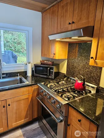 $1,275,000 | 12200 Seabeck Highway Northwest, Seabeck, WA 98380