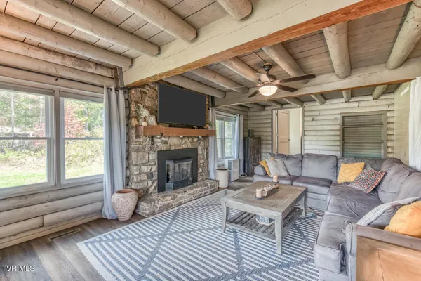 $399,000 | 214 Oak Hill Lane, Mountain City, TN 37683