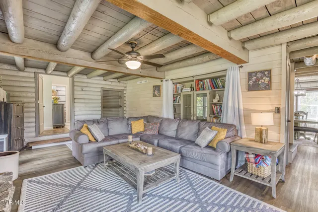 $409,000 | 214 Oak Hill Lane, Mountain City, TN 37683