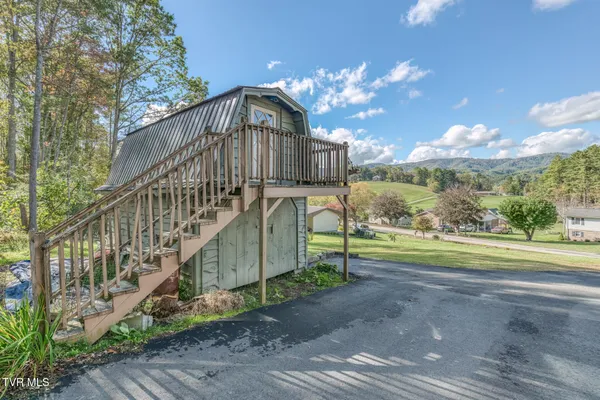 $399,000 | 214 Oak Hill Lane, Mountain City, TN 37683