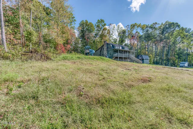 $409,000 | 214 Oak Hill Lane, Mountain City, TN 37683
