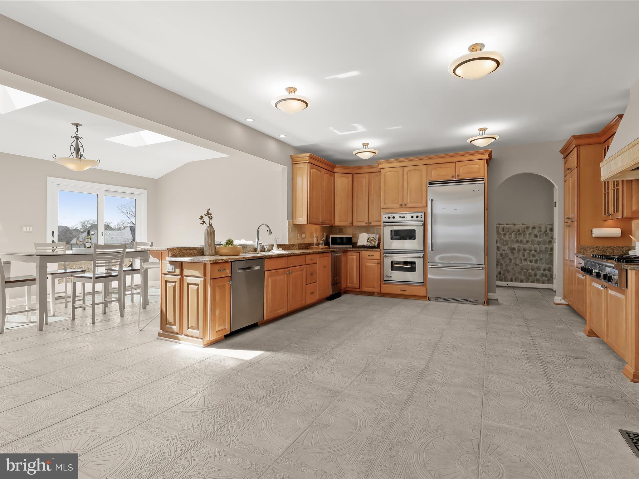 3135 Old Court Road Baltimore, MD 21208 - Photo 25 of 93 Kitchen