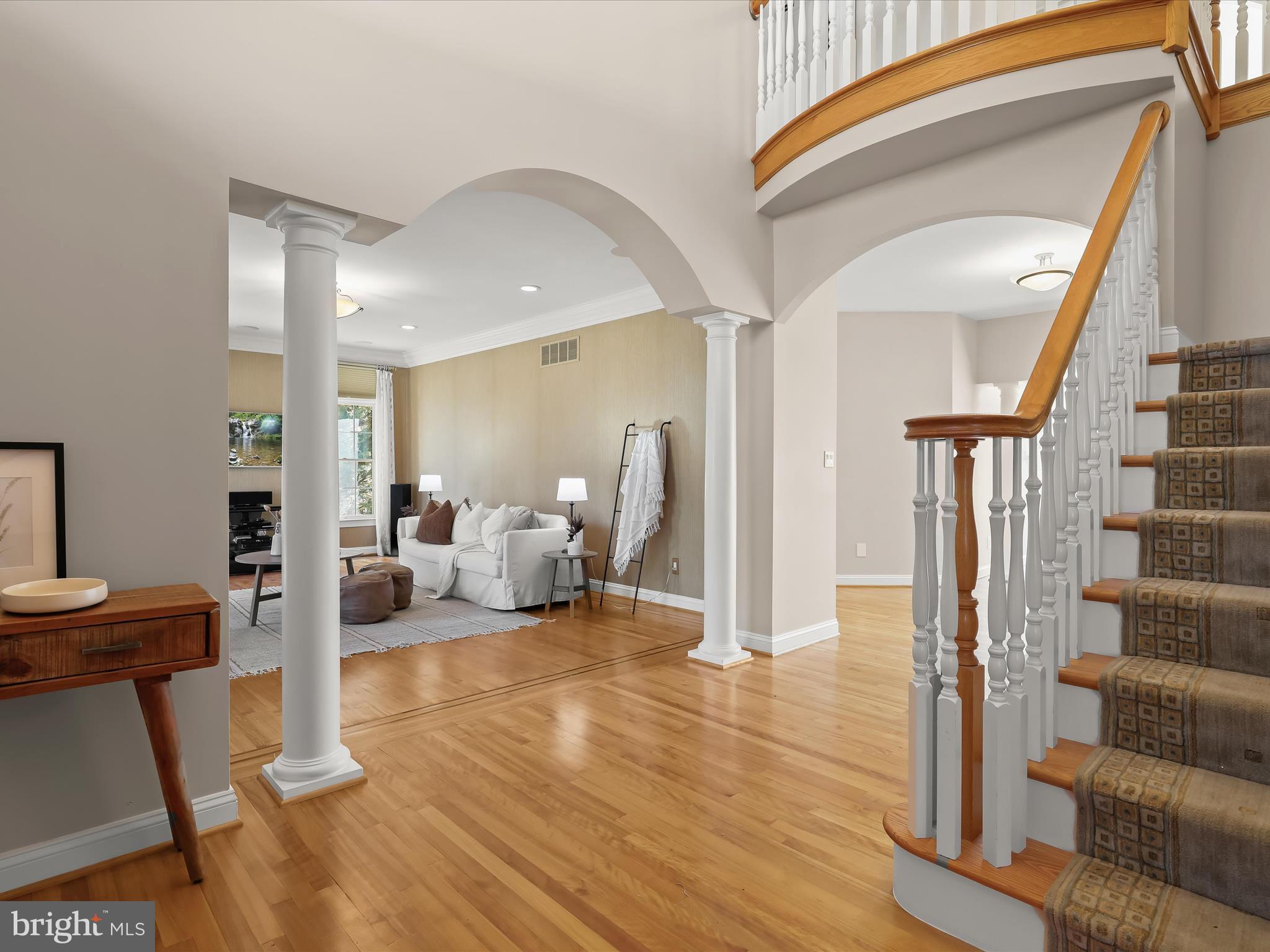 3135 Old Court Road Baltimore, MD 21208 - Photo 6 of 93 Foyer