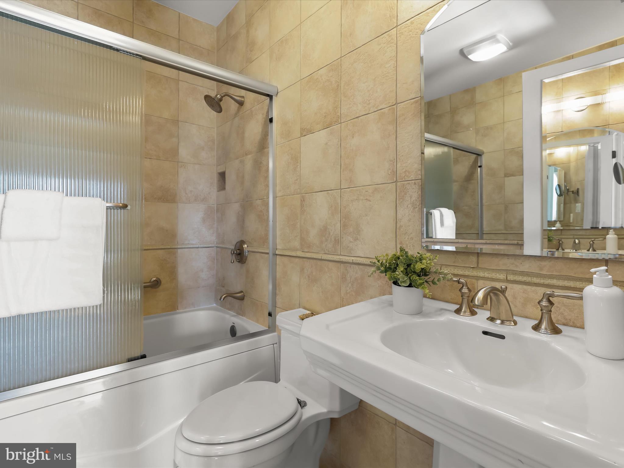 3135 Old Court Road Baltimore, MD 21208 - Photo 62 of 93 En-Suite Bathroom