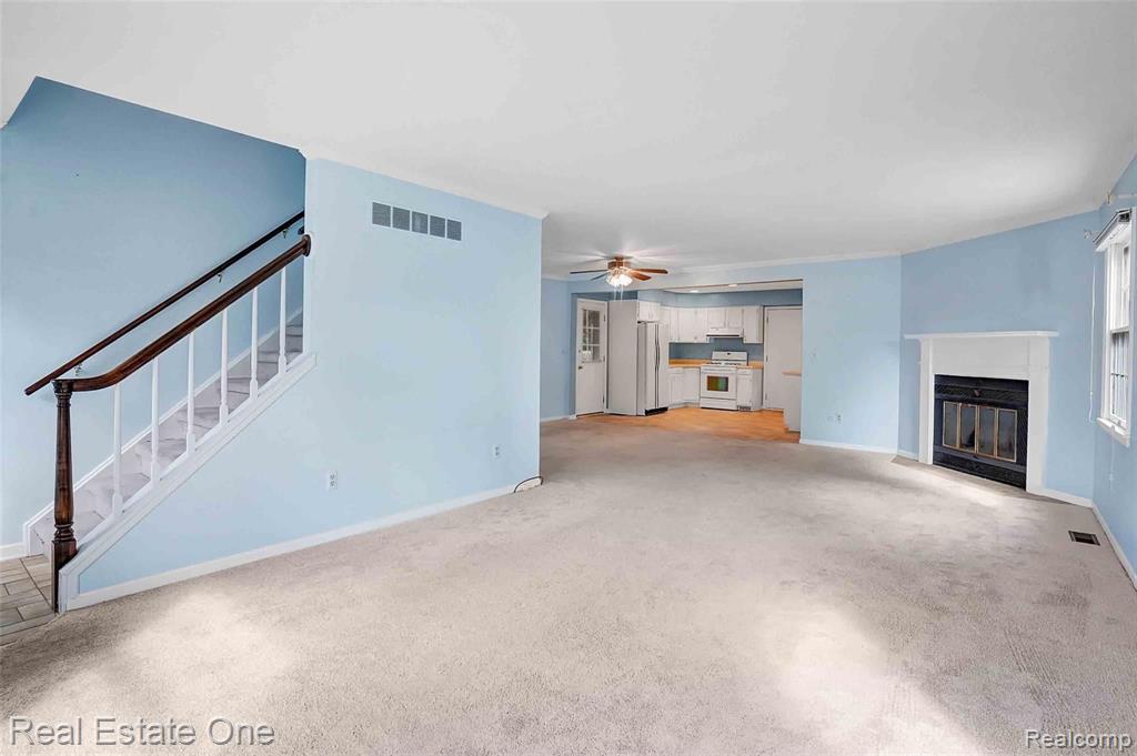 1008 1st Street Rochester, MI 48307 - Photo 3 of 28