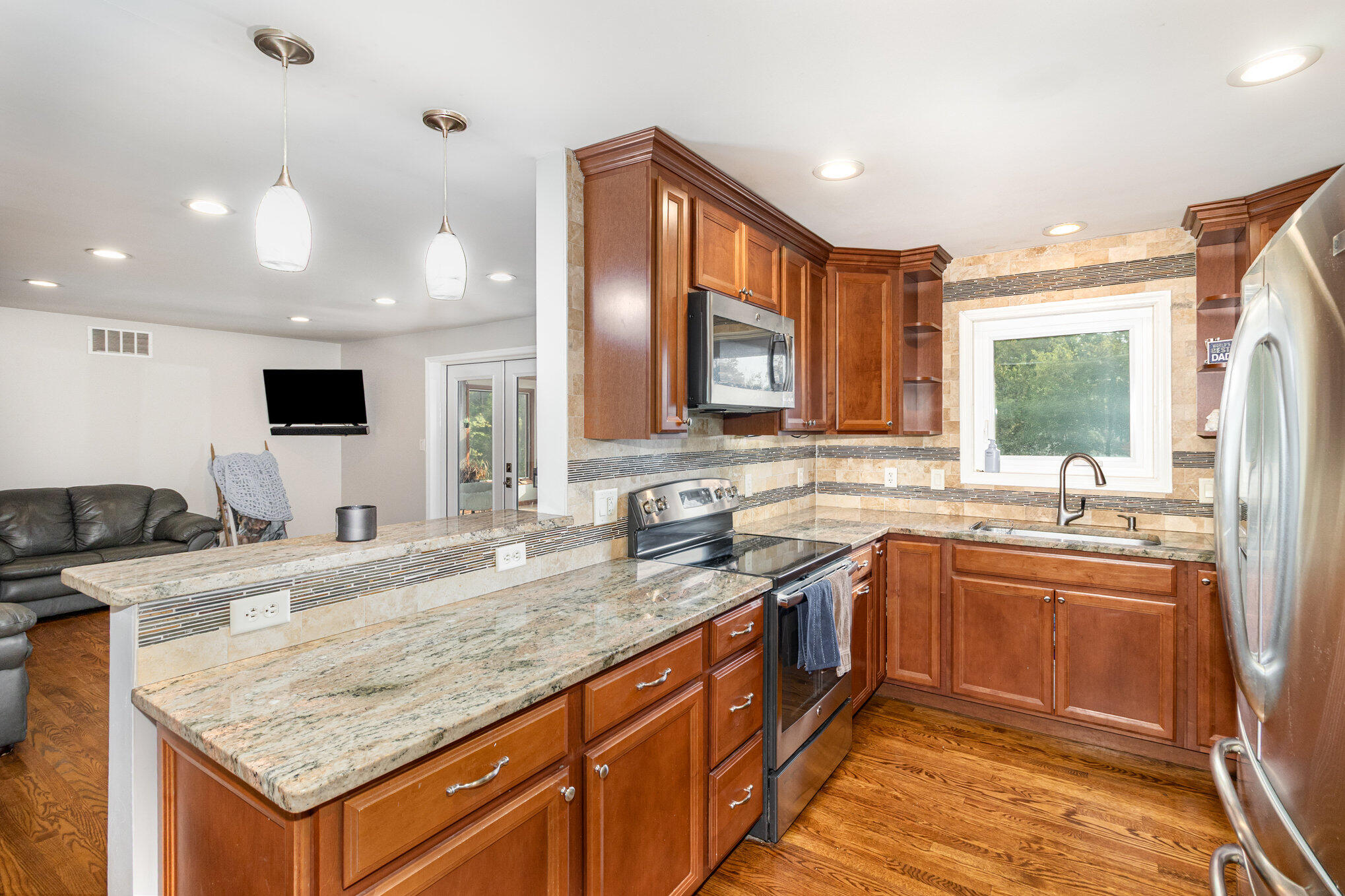 3289 Waymans Branch Road Latonia, KY 41015 - Photo 4 of 38 Gallery Image 4