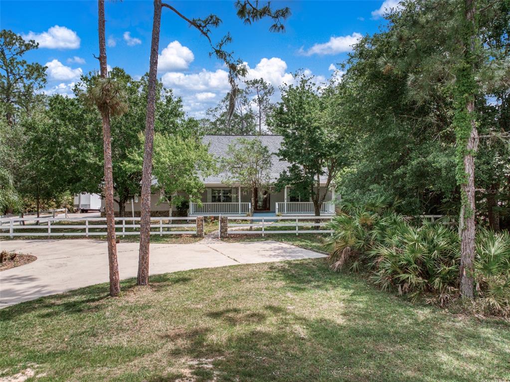 5318 Oak Road Sebring, FL 33875 - Photo 3 of 43