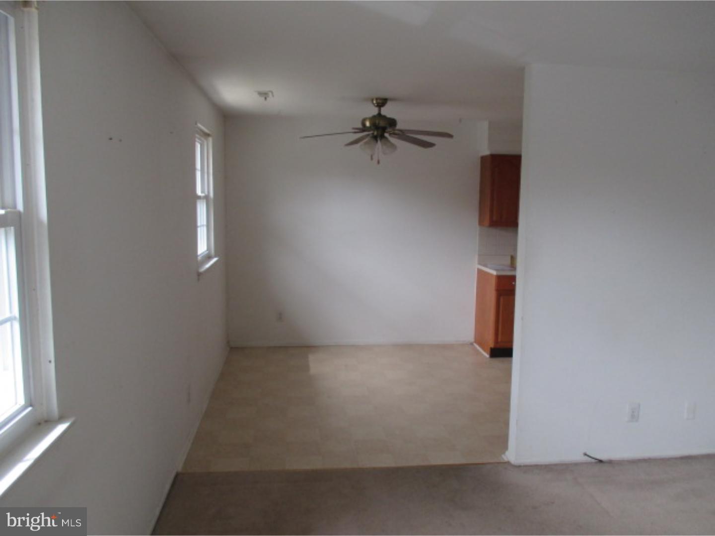 28 Eaves Mill Road Medford, NJ 08055 - Photo 5 of 11