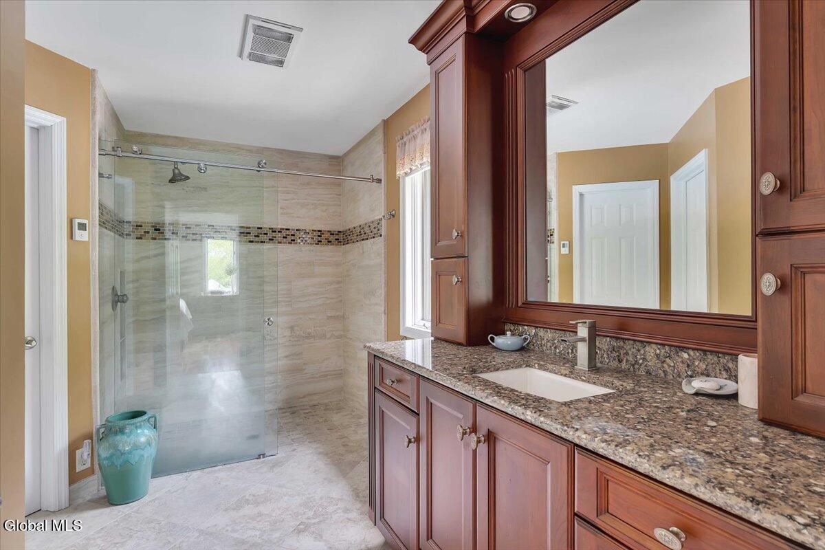 2124 Scotch Ridge Road Princetown, NY 12306 - Photo 32 of 62 Primary Suite