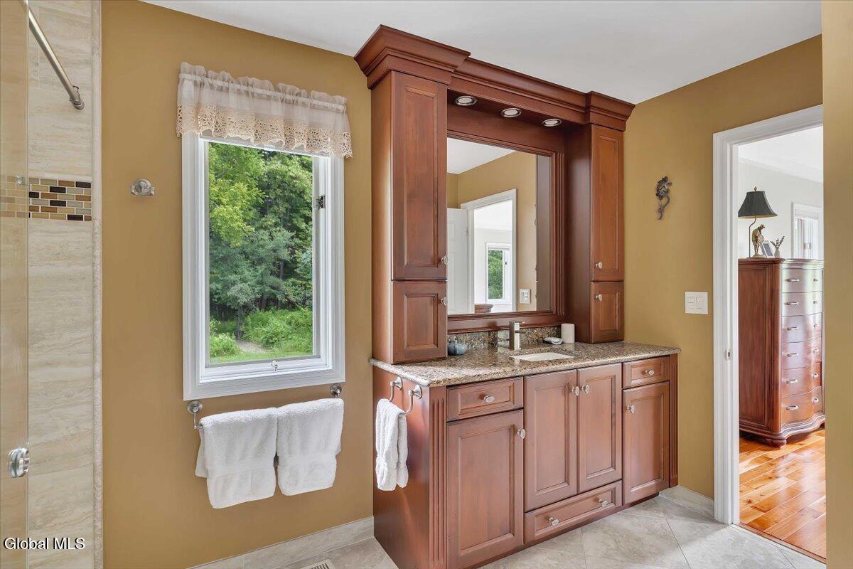 2124 Scotch Ridge Road Princetown, NY 12306 - Photo 35 of 62 Primary Suite