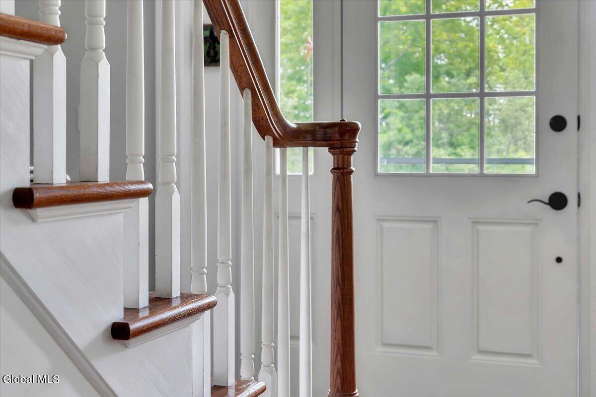 2124 Scotch Ridge Road Princetown, NY 12306 - Photo 4 of 62 Foyer