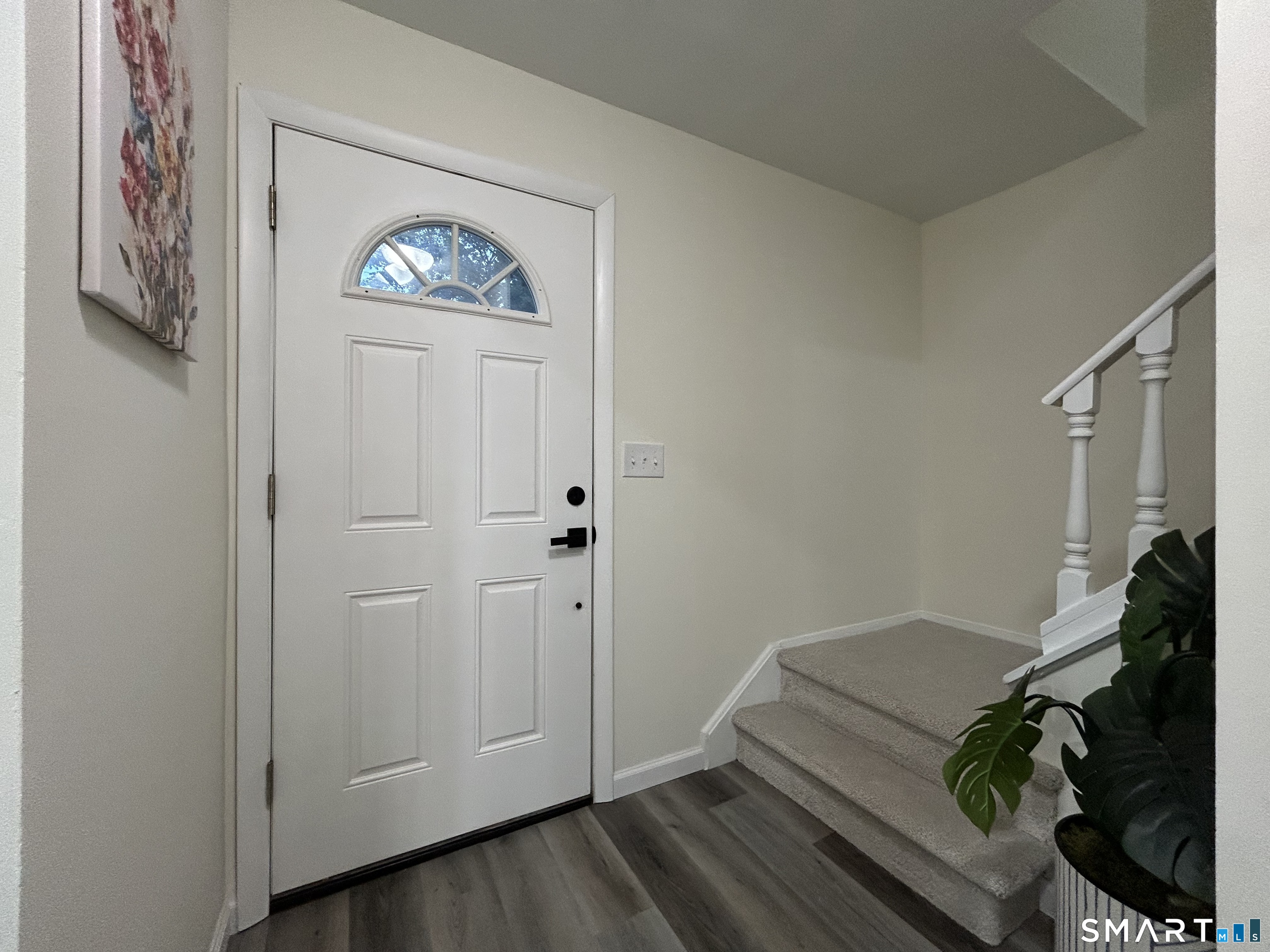 38 Sutton Place, Unit 38 Bloomfield, CT 06002 - Photo 2 of 39
