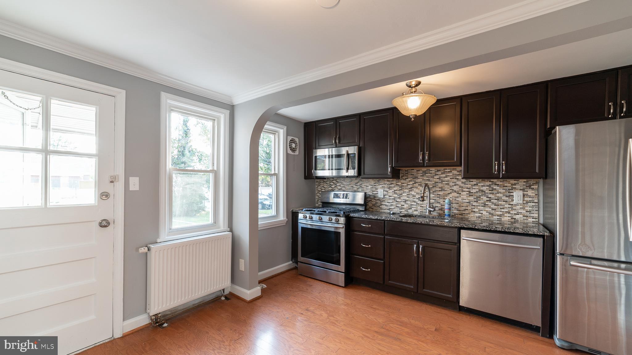 1219 Haverhill Road Baltimore, MD 21229 - Photo 5 of 20 Gallery Image 5