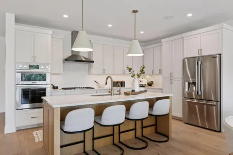 $1,615,000 | 5833 Vernon Lane, Edina, MN 55436