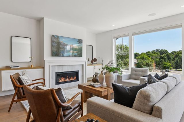 $1,615,000 | 5833 Vernon Lane, Edina, MN 55436