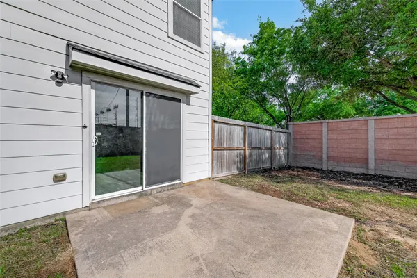 $1,950 | 7130 Cypress Prairie Drive, Cypress, TX 77433