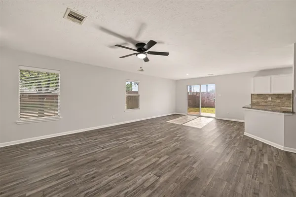 $1,950 | 7130 Cypress Prairie Drive, Cypress, TX 77433